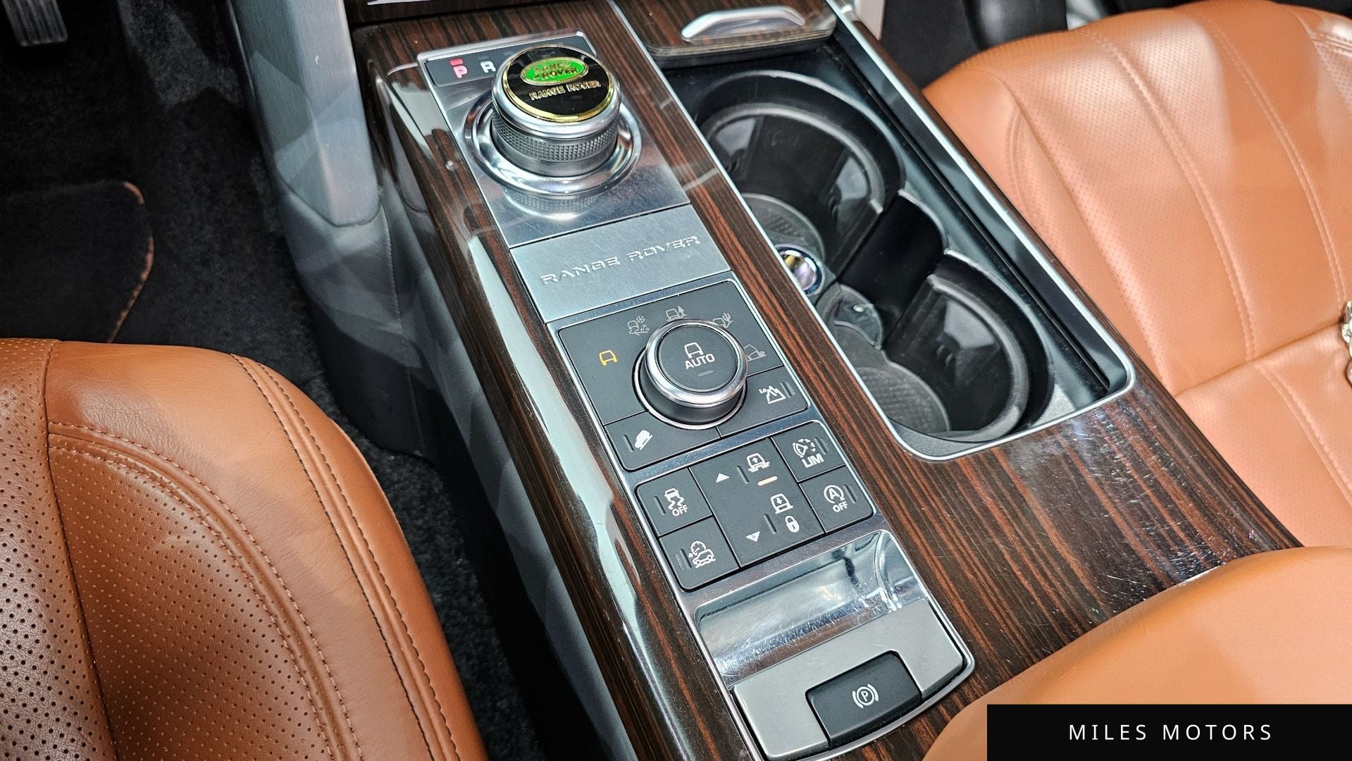 Land Rover Range Rover 2017 — миниатюра 9