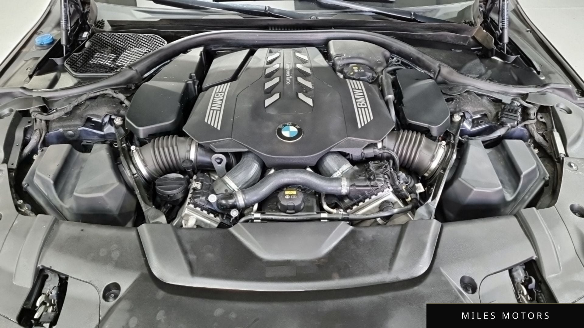 BMW 7 Series (G11) 2020 — миниатюра 6