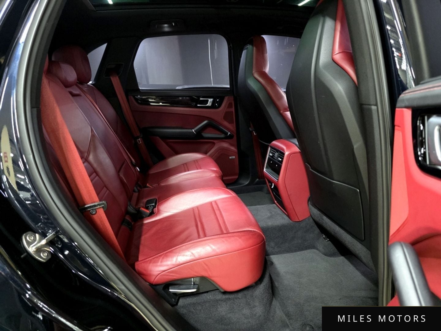 Porsche Cayenne 2019 — миниатюра 12