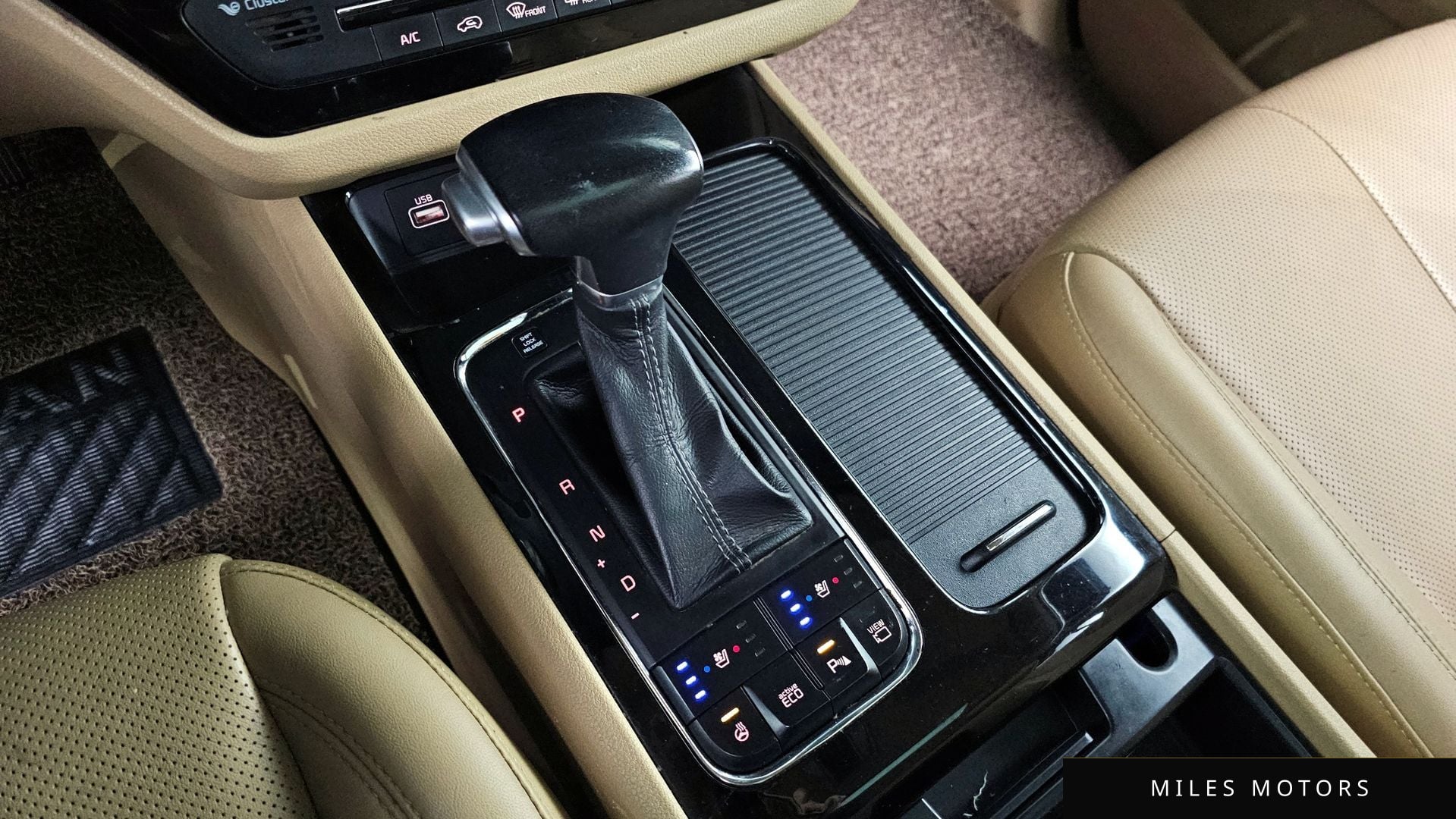 Kia Canival 2017 — миниатюра 9