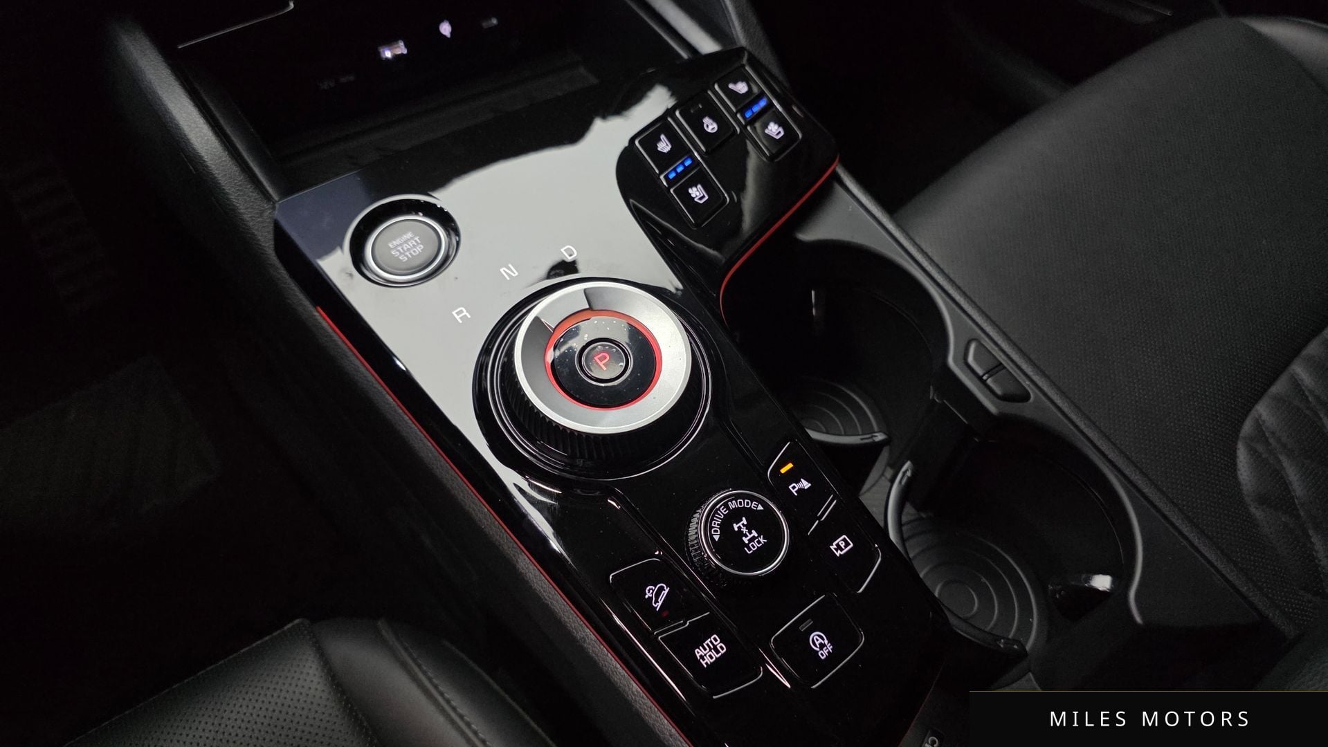 Kia Sportage 2023 — миниатюра 9