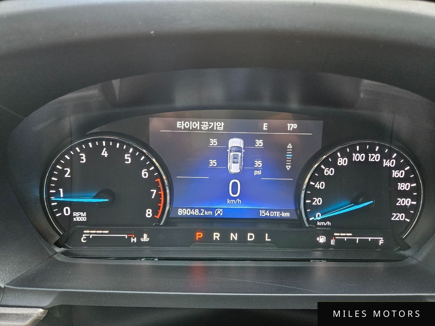 Ford Explorer 2021 — миниатюра 8