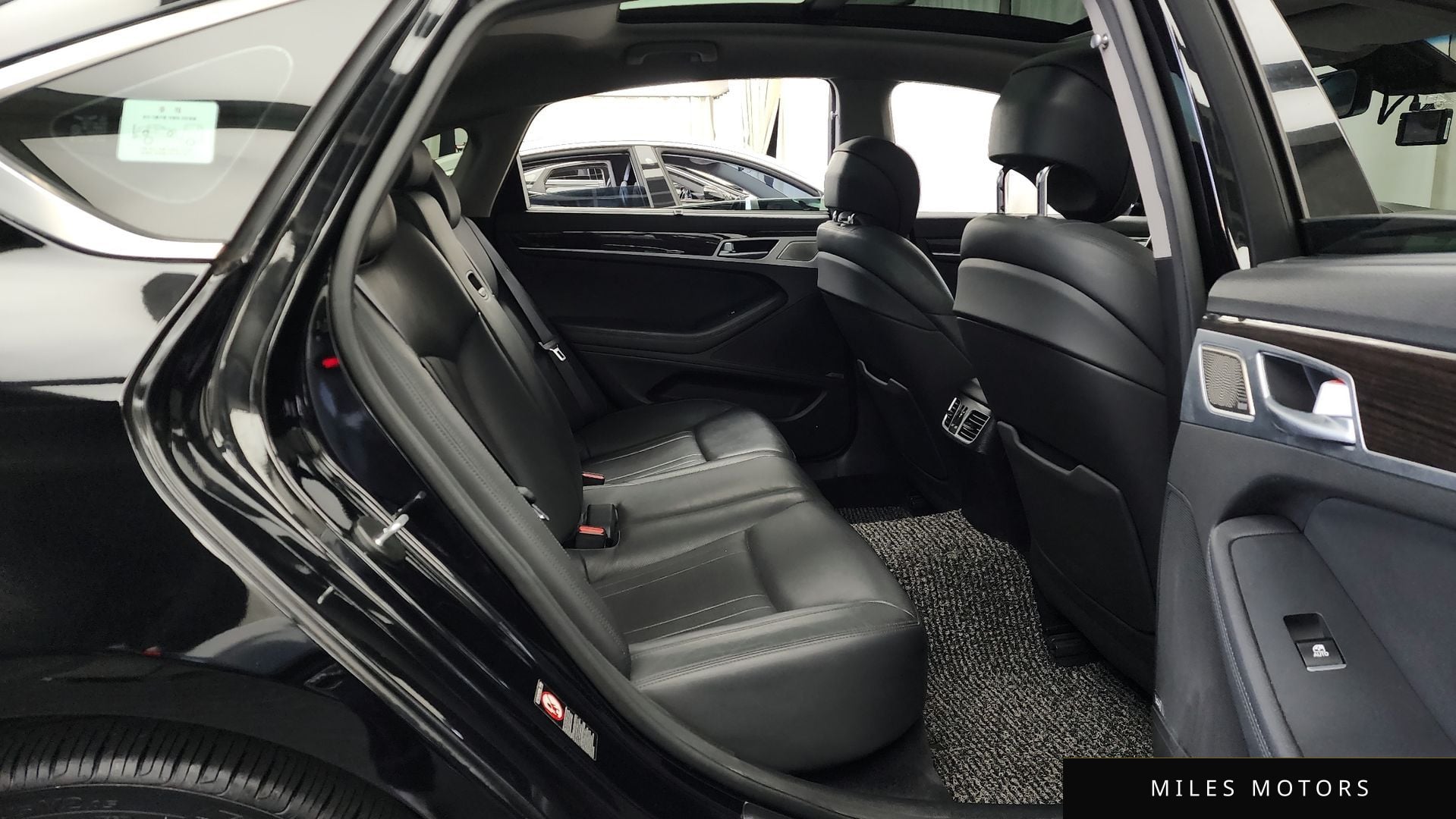 Genesis G80 2017 — миниатюра 12
