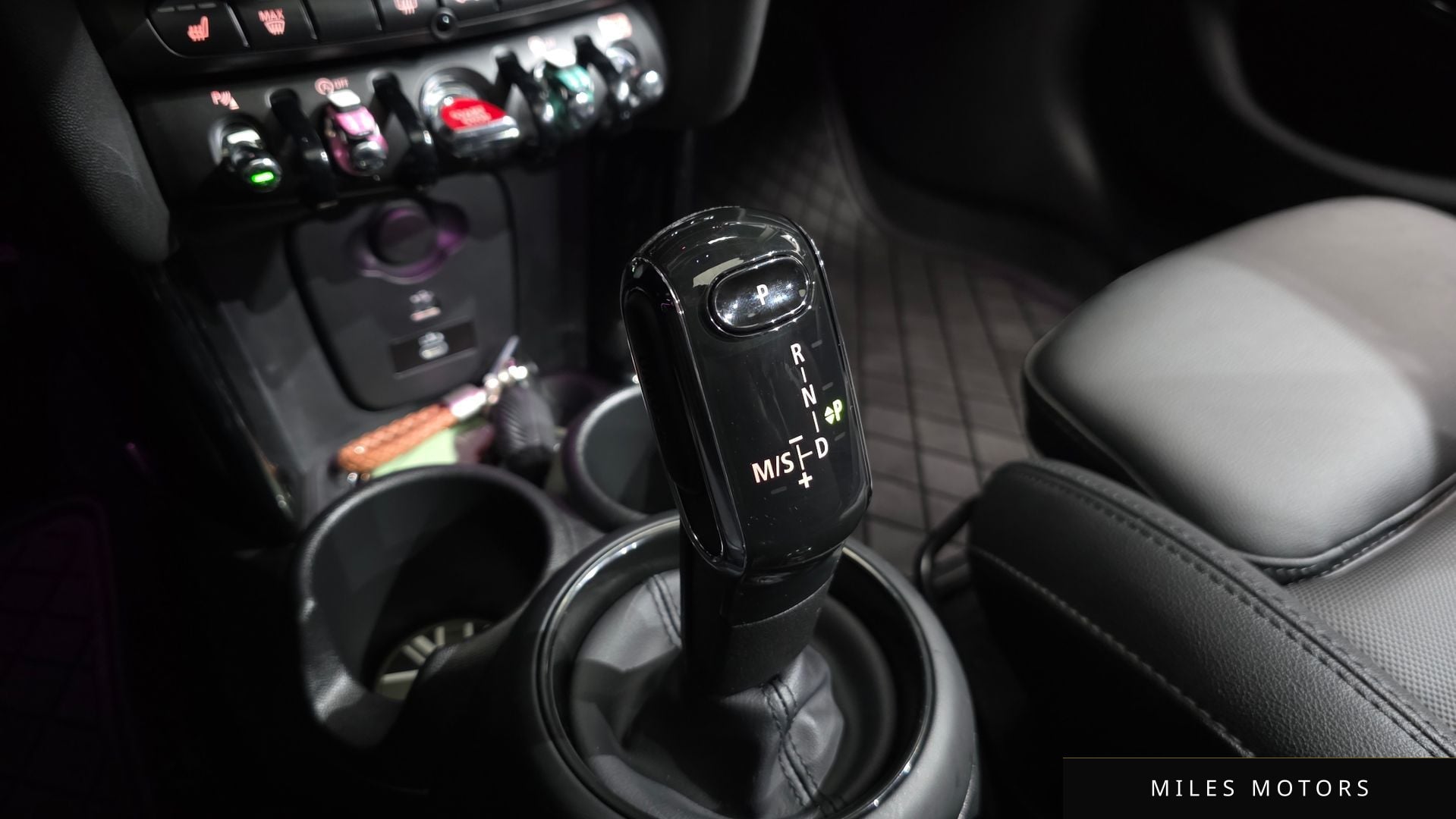 MINI Cooper S 2023 — миниатюра 8