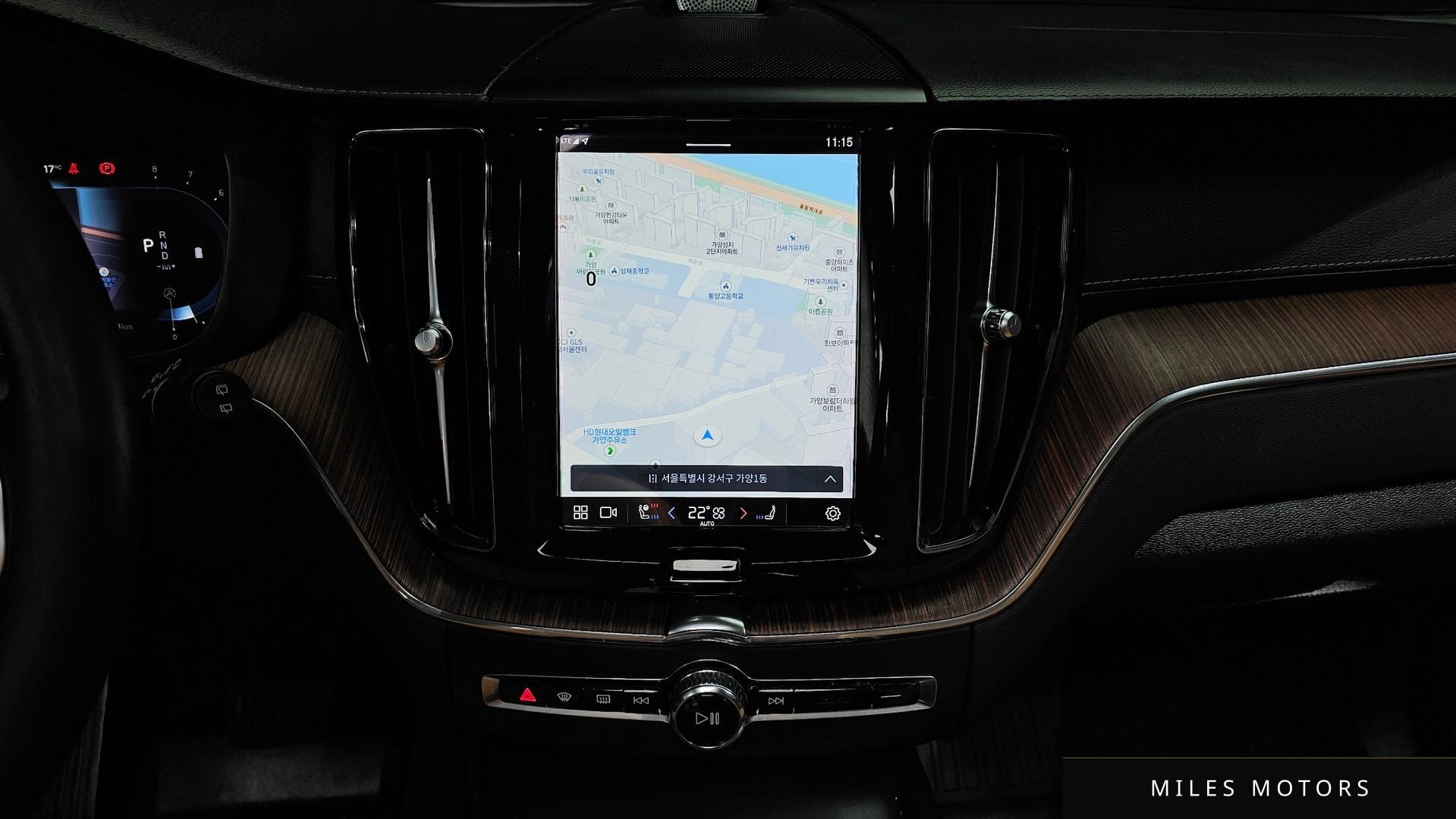 Volvo XC60 2023 — миниатюра 14