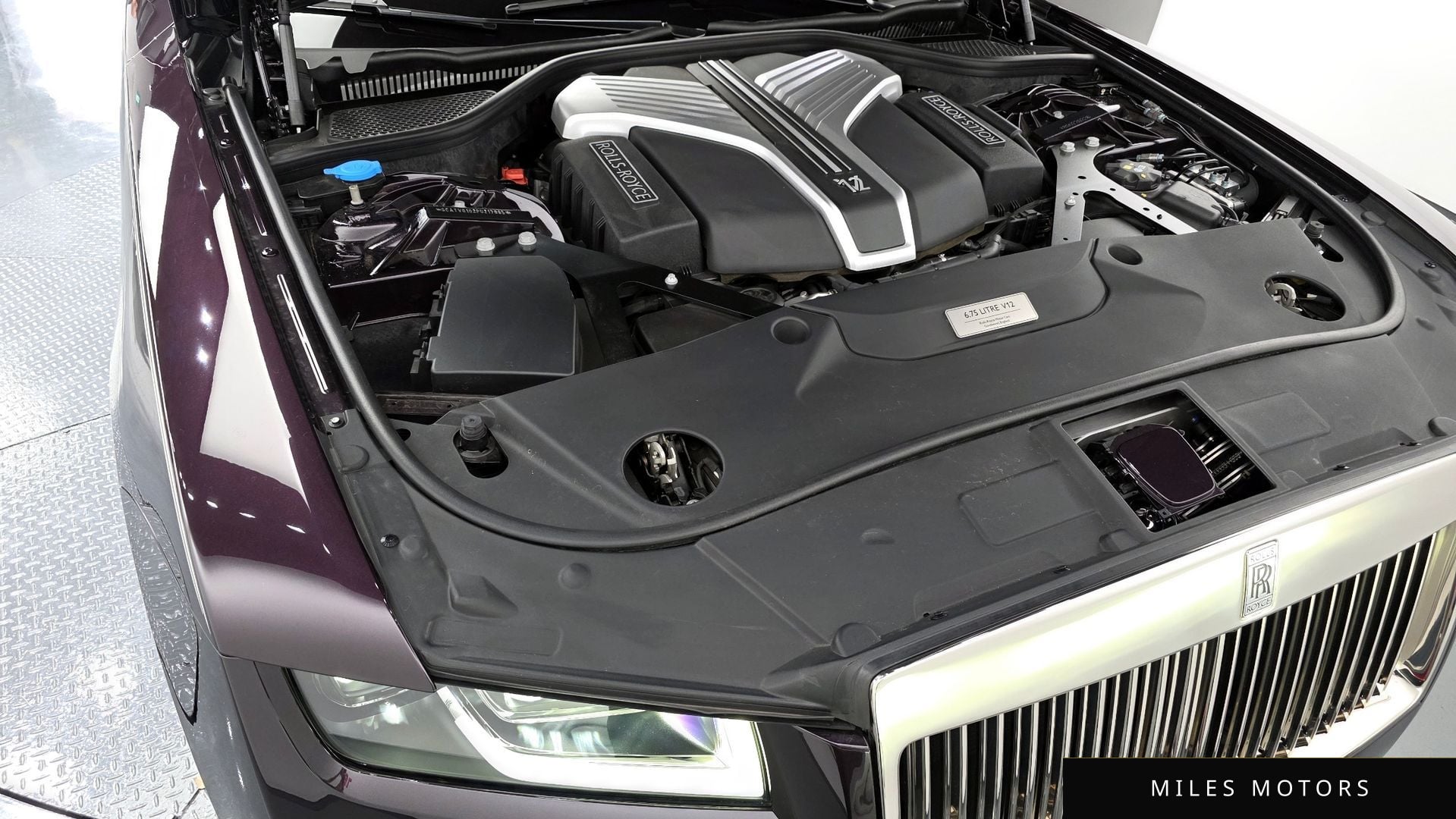 Rolls-Royce 고스트 2023 — миниатюра 6