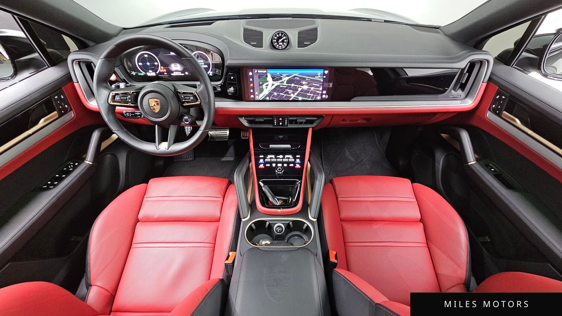 Porsche Cayenne 2024 — миниатюра 7