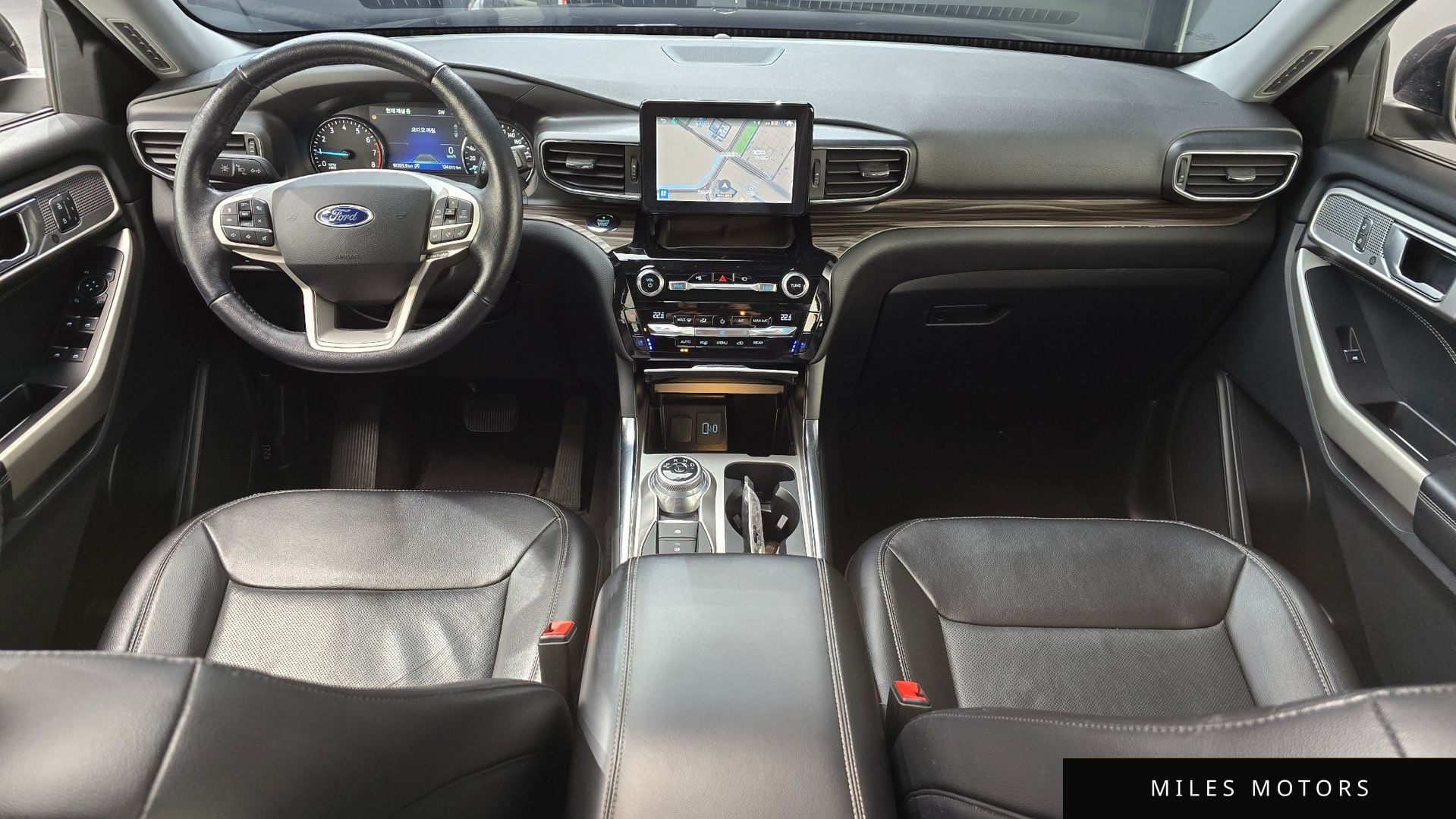 Ford Explorer 2021 — миниатюра 7