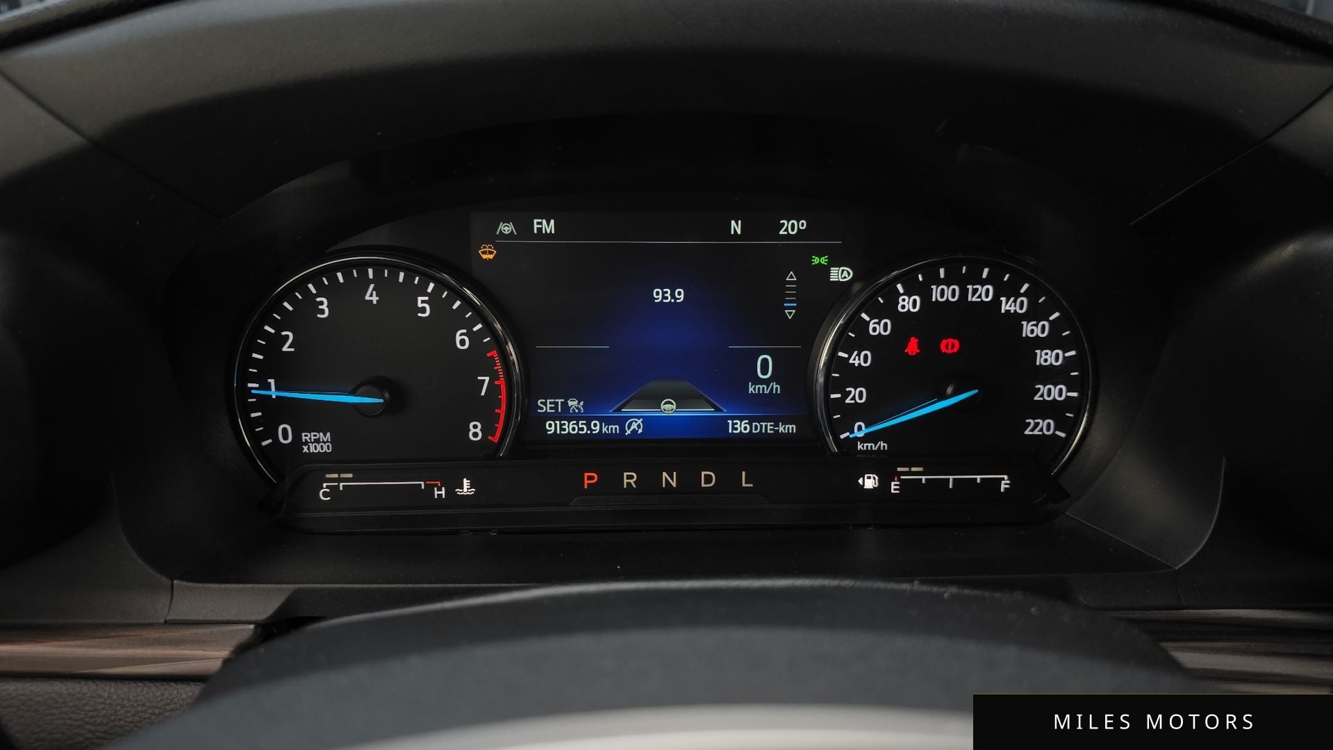 Ford Explorer 2021 — миниатюра 8