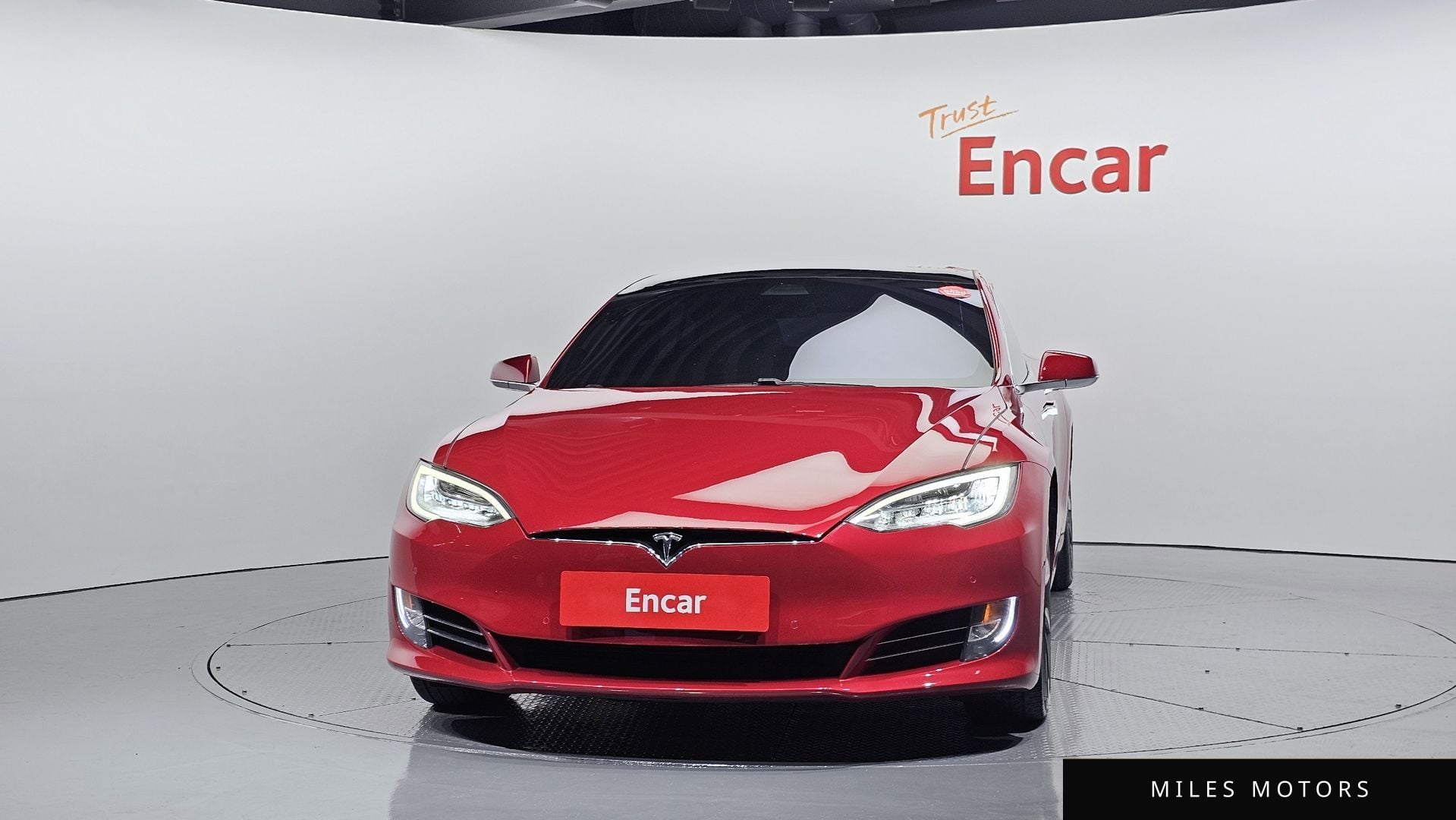 Tesla Model S 2020 — миниатюра 3