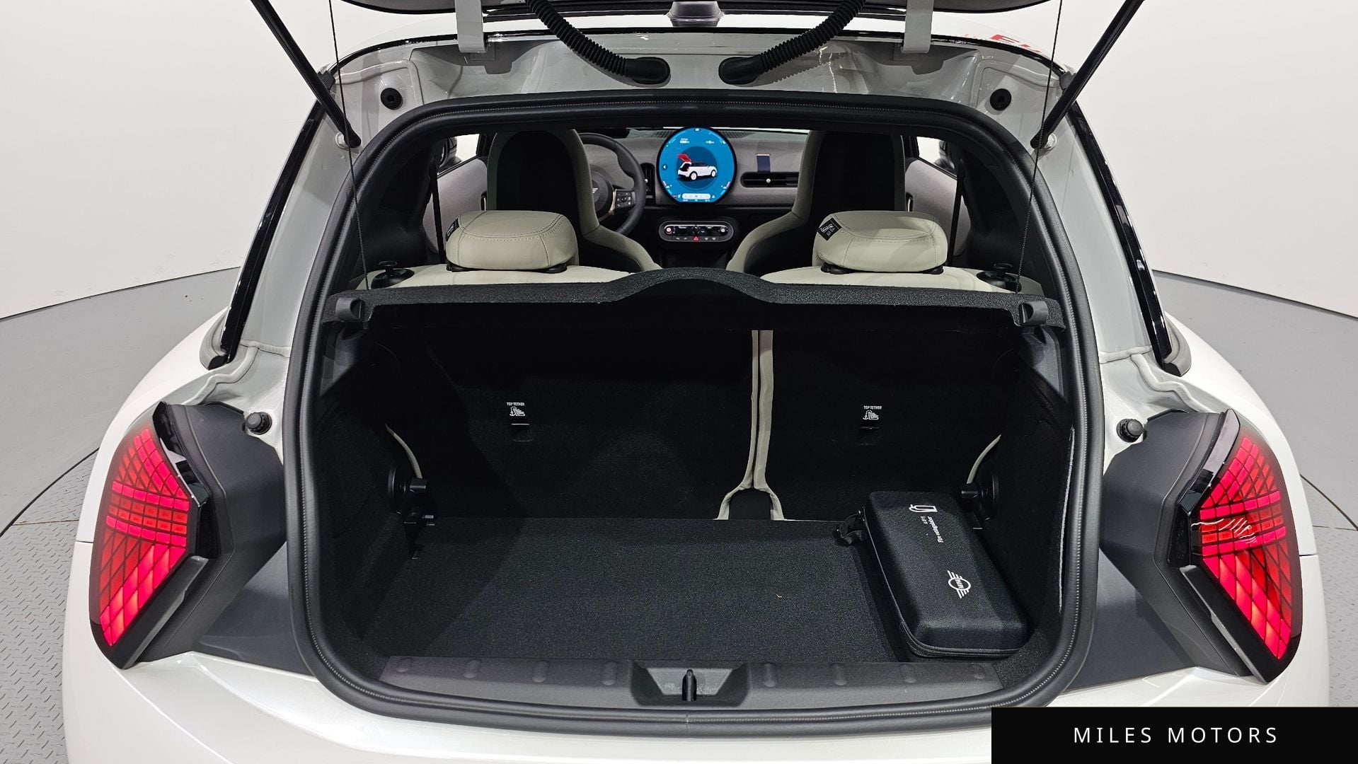 MINI 쿠퍼 S 2025 — миниатюра 20