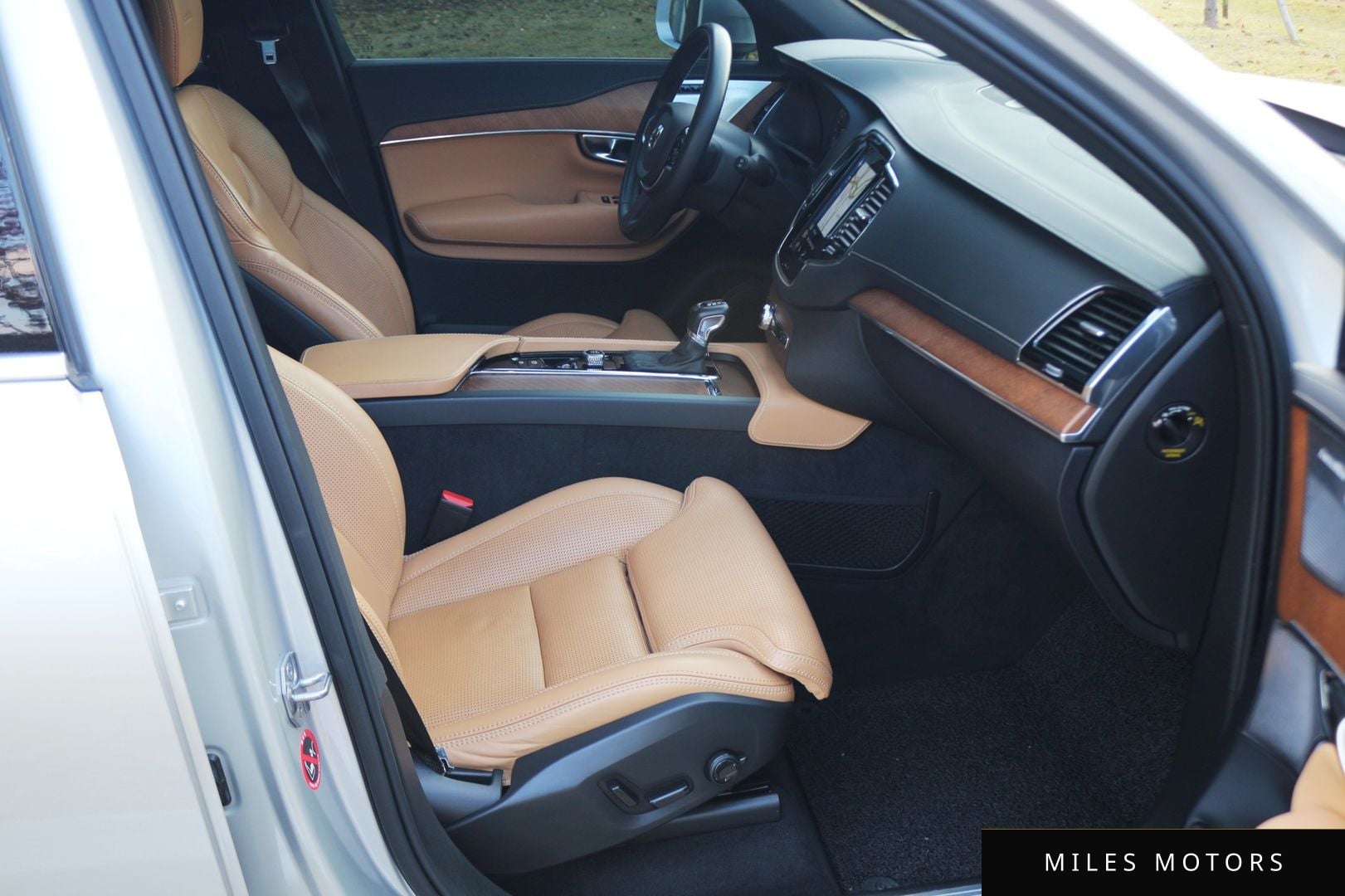 Volvo XC90 2020 — миниатюра 12