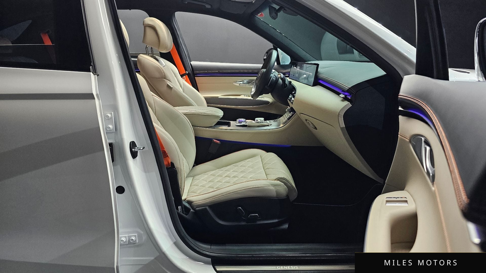 Genesis GV70 2025 — миниатюра 10