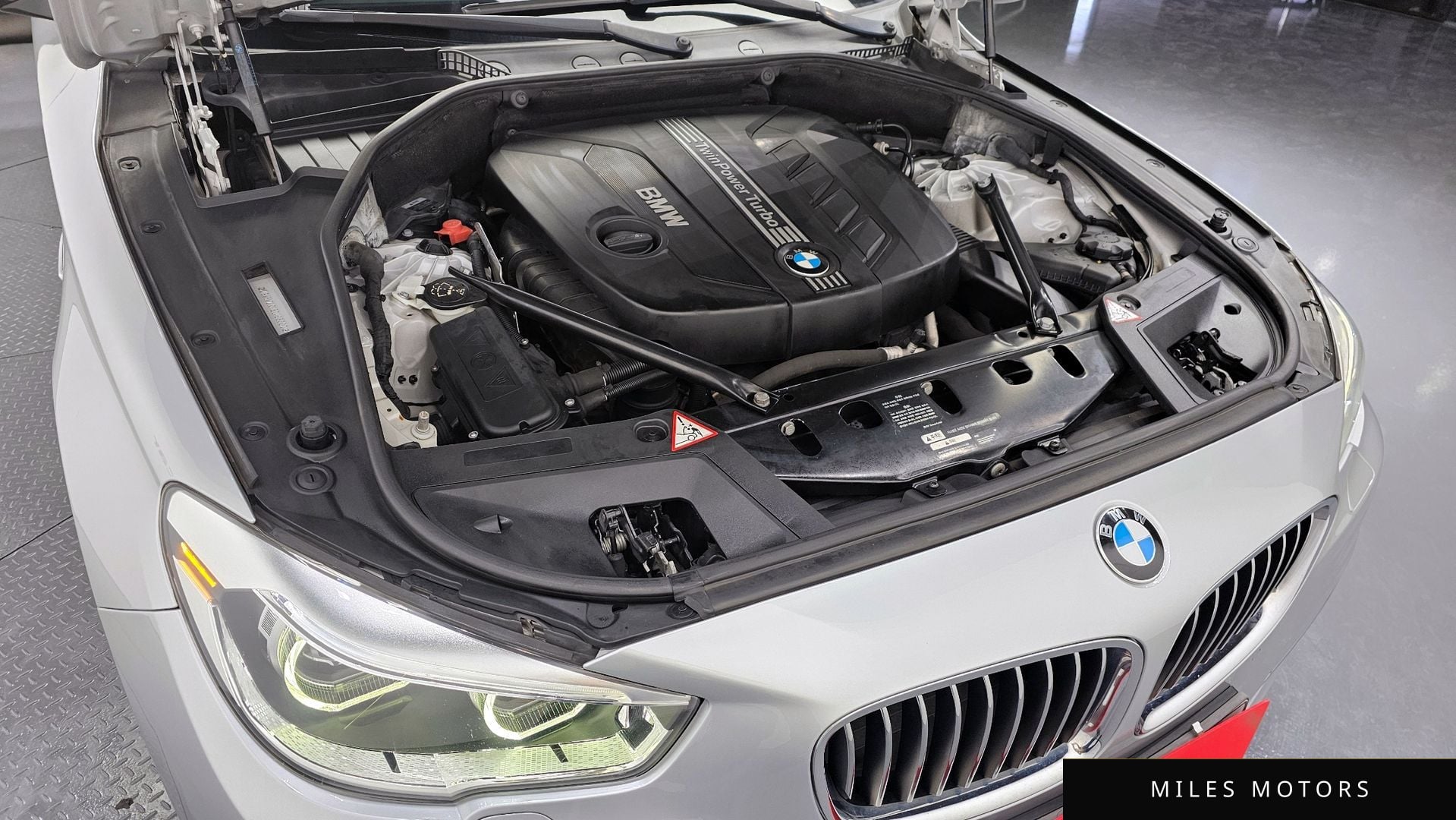 BMW 5 Series GT (F07) 2014 — миниатюра 6