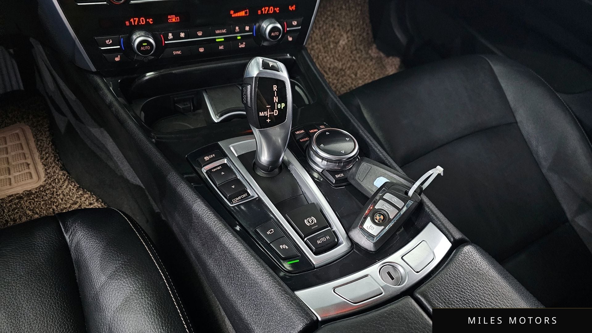 BMW 5 Series GT (F07) 2014 — миниатюра 9