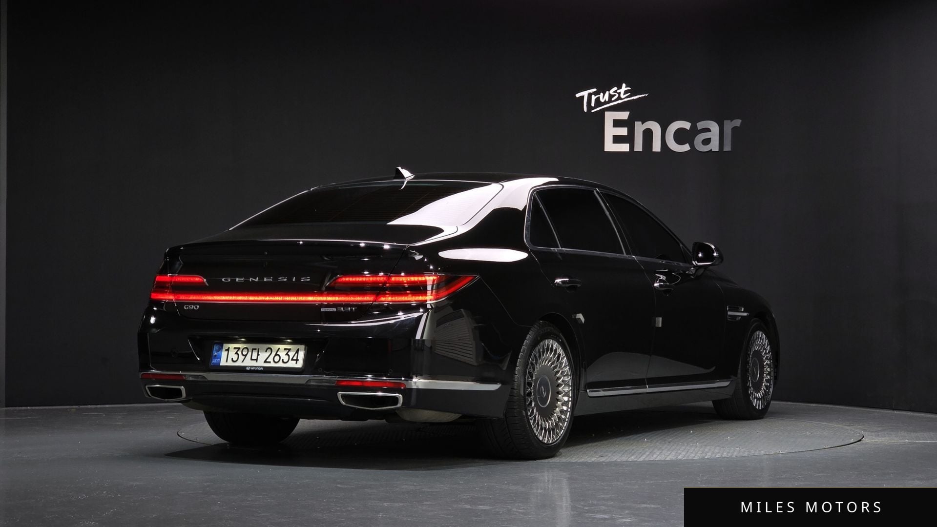 Genesis G90 2019 — миниатюра 2