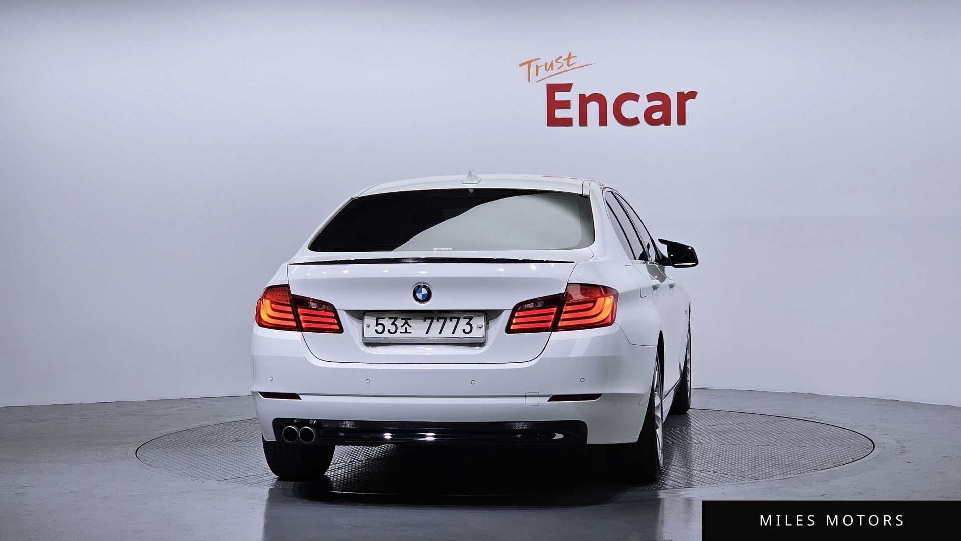 BMW 5 Series (F10) 2010 — миниатюра 4