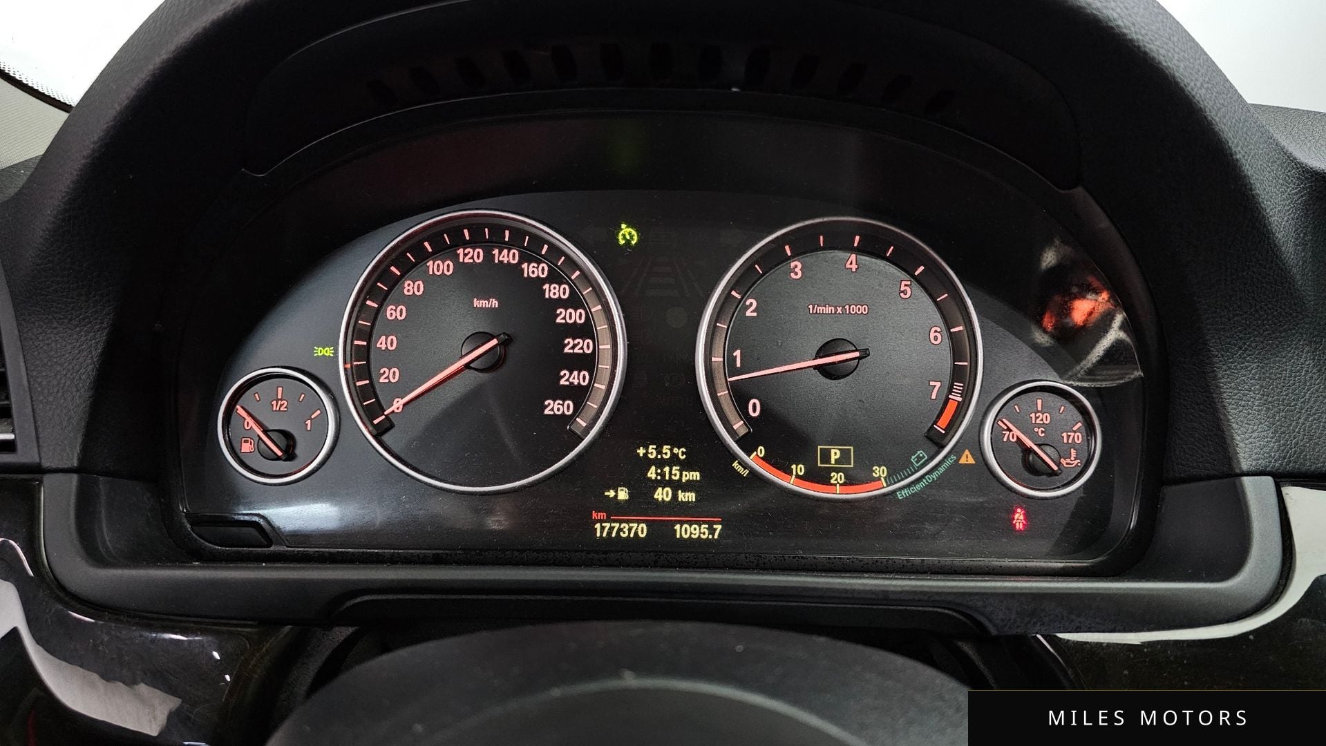 BMW 5 Series (F10) 2010 — миниатюра 8