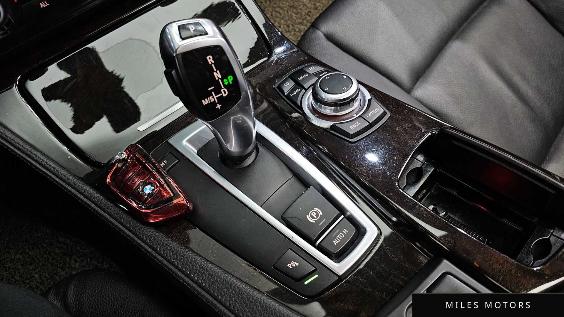 BMW 5 Series (F10) 2010 — миниатюра 9