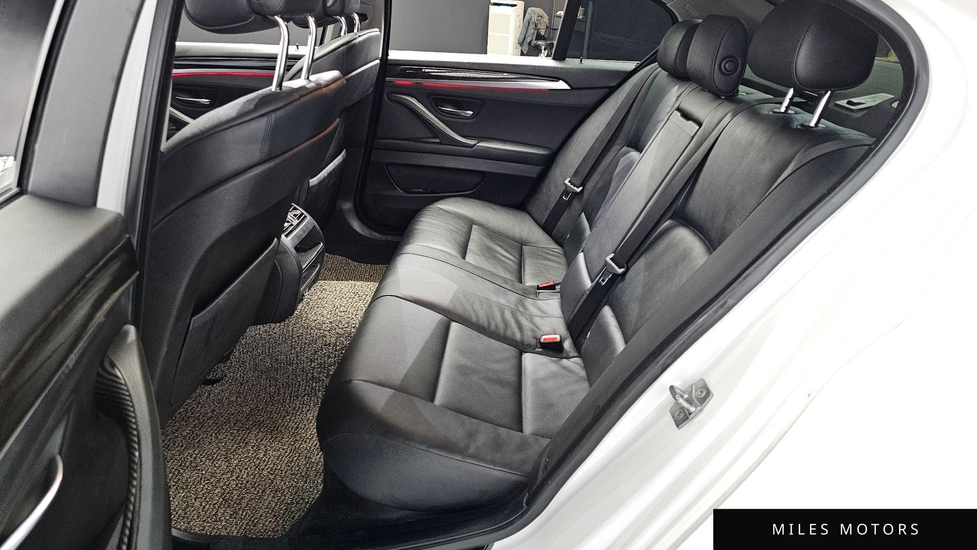BMW 5 Series (F10) 2010 — миниатюра 12