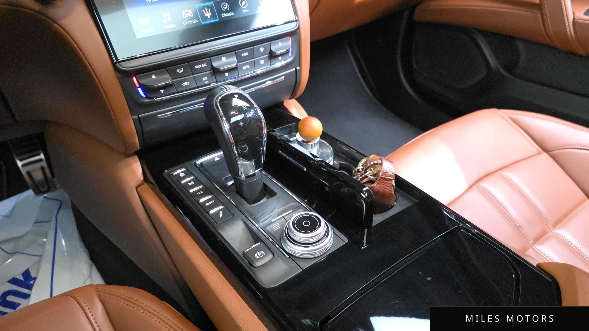 Maserati Quattroporte 2018 — миниатюра 9
