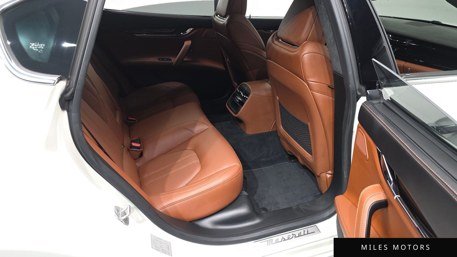 Maserati Quattroporte 2018 — миниатюра 12