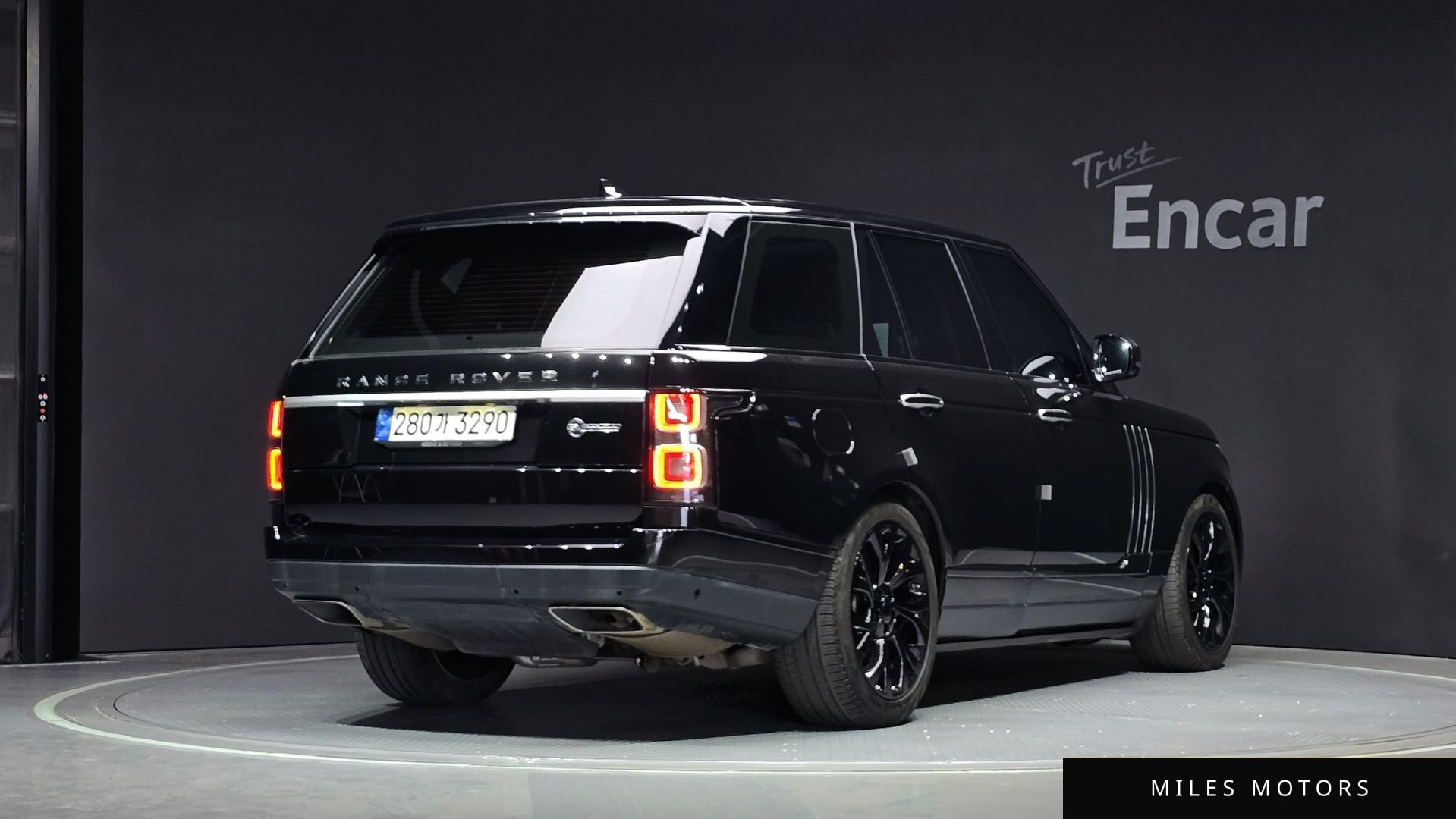 Land Rover Range Rover 2021 — миниатюра 2