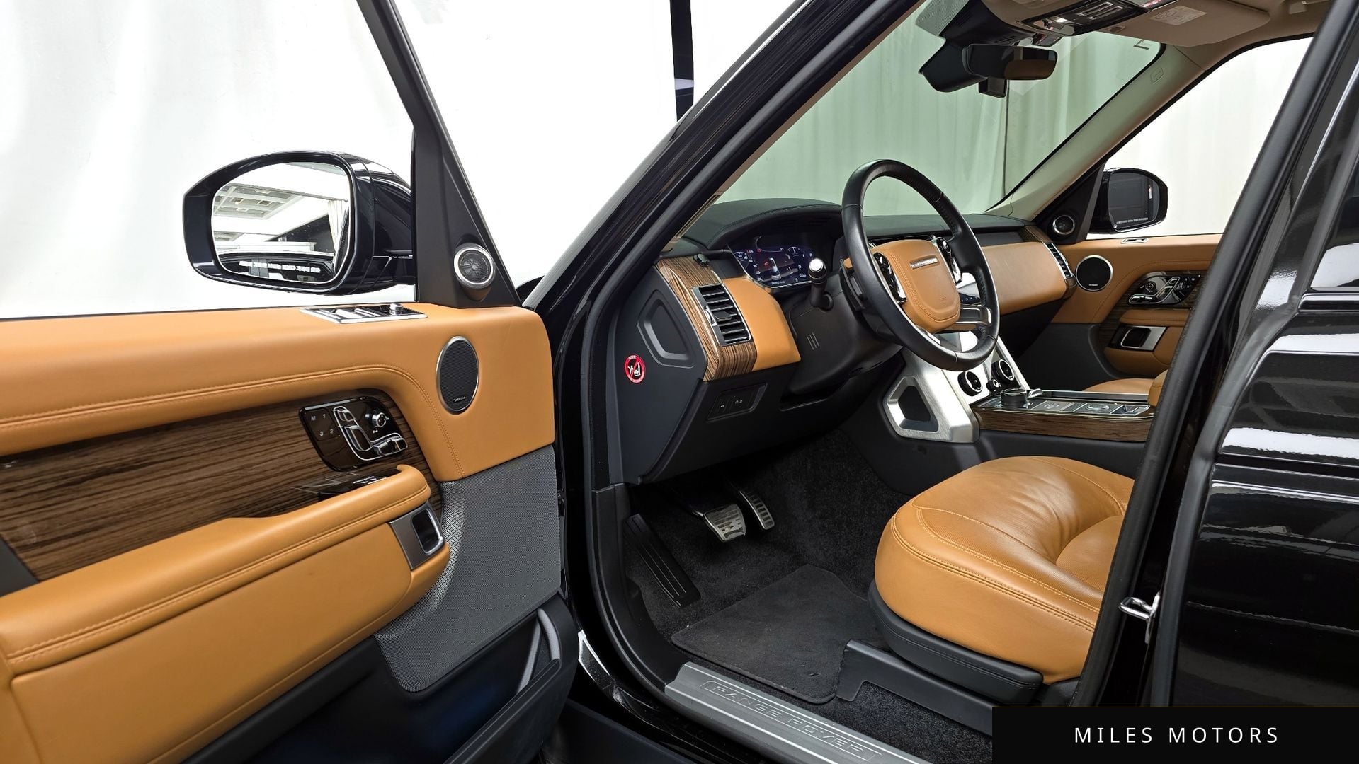 Land Rover Range Rover 2021 — миниатюра 10