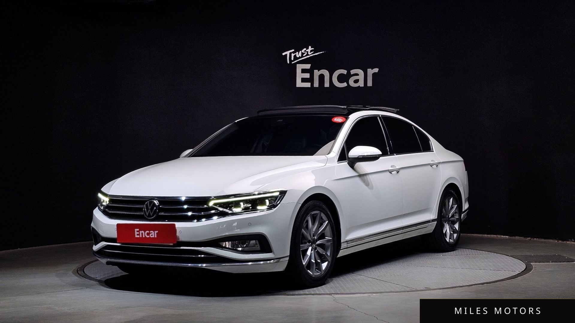 Volkswagen Passat 2021 — фото 1 из 12