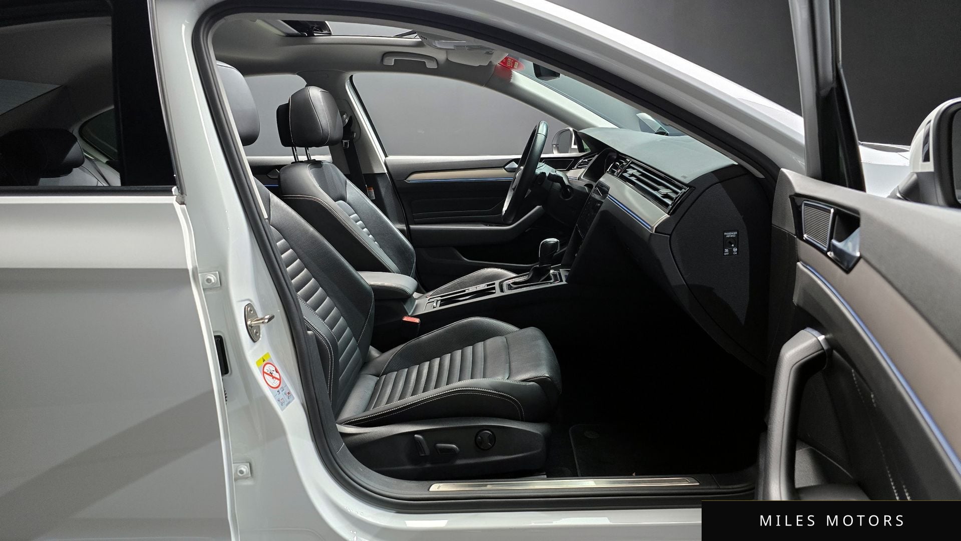 Volkswagen Passat 2021 — миниатюра 10