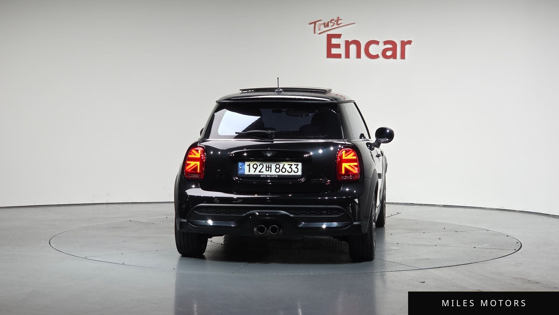 MINI 쿠퍼 S 2023 — миниатюра 3