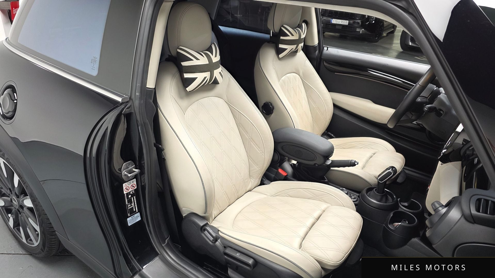 MINI 쿠퍼 S 2023 — миниатюра 9