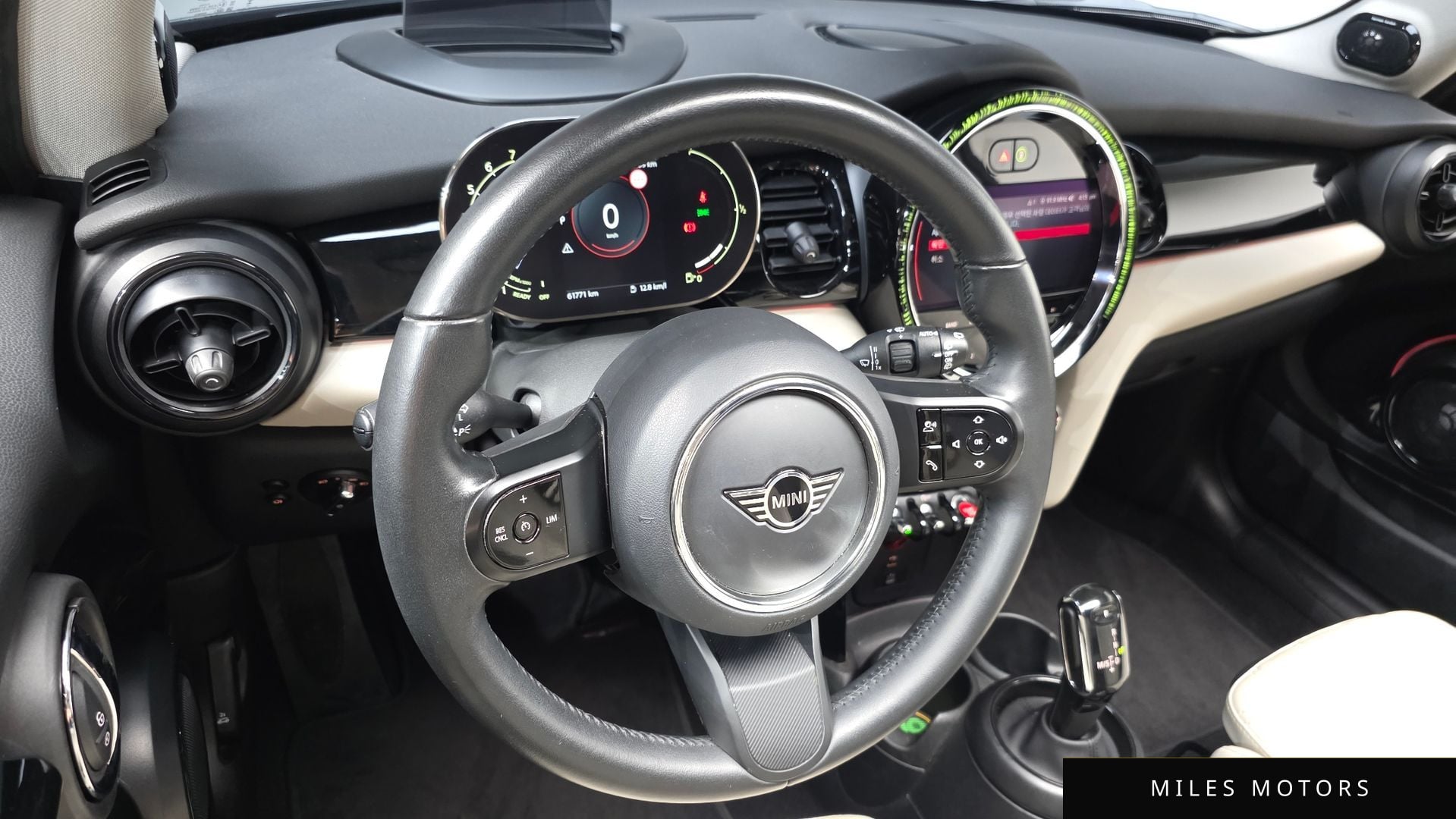 MINI 쿠퍼 S 2023 — миниатюра 13