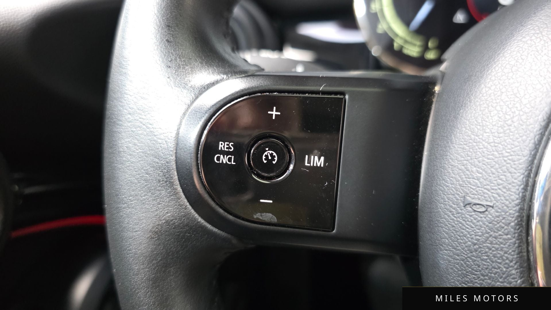 MINI 쿠퍼 S 2023 — миниатюра 18