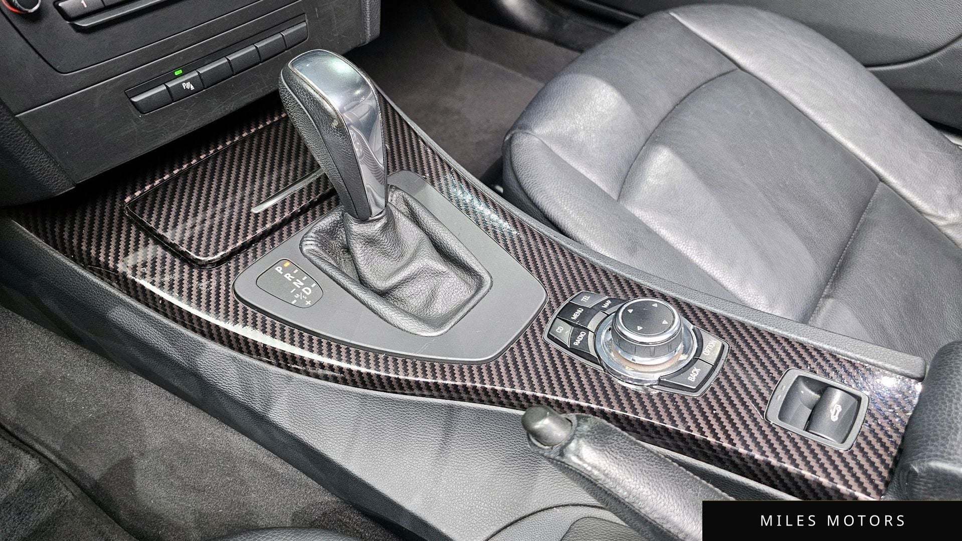 BMW 3 Series (E90) 2011 — миниатюра 9