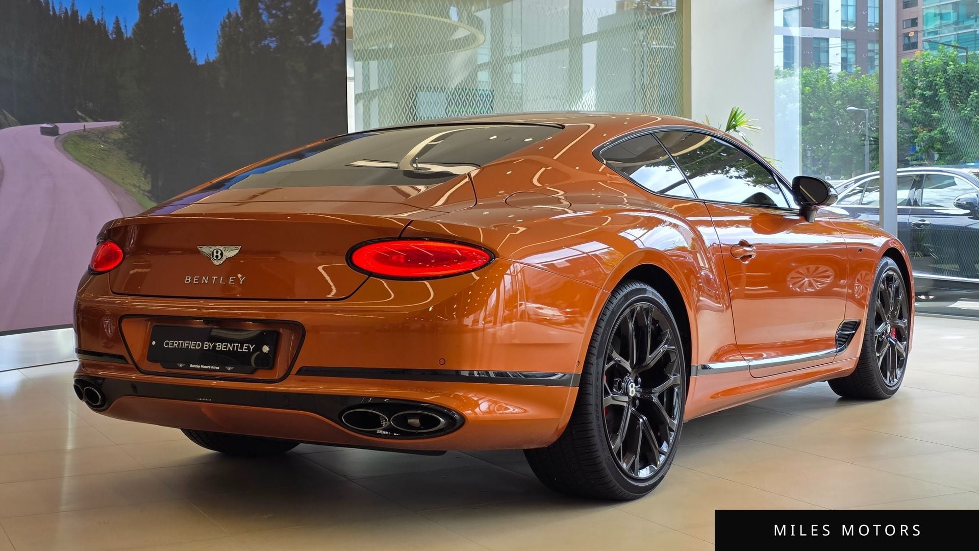 Bentley Continental GT 2024 — миниатюра 6