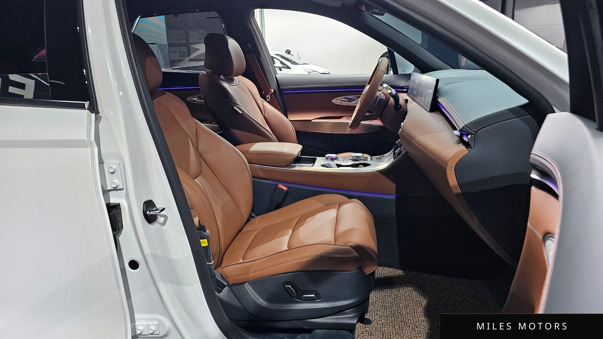Genesis GV70 2025 — миниатюра 10