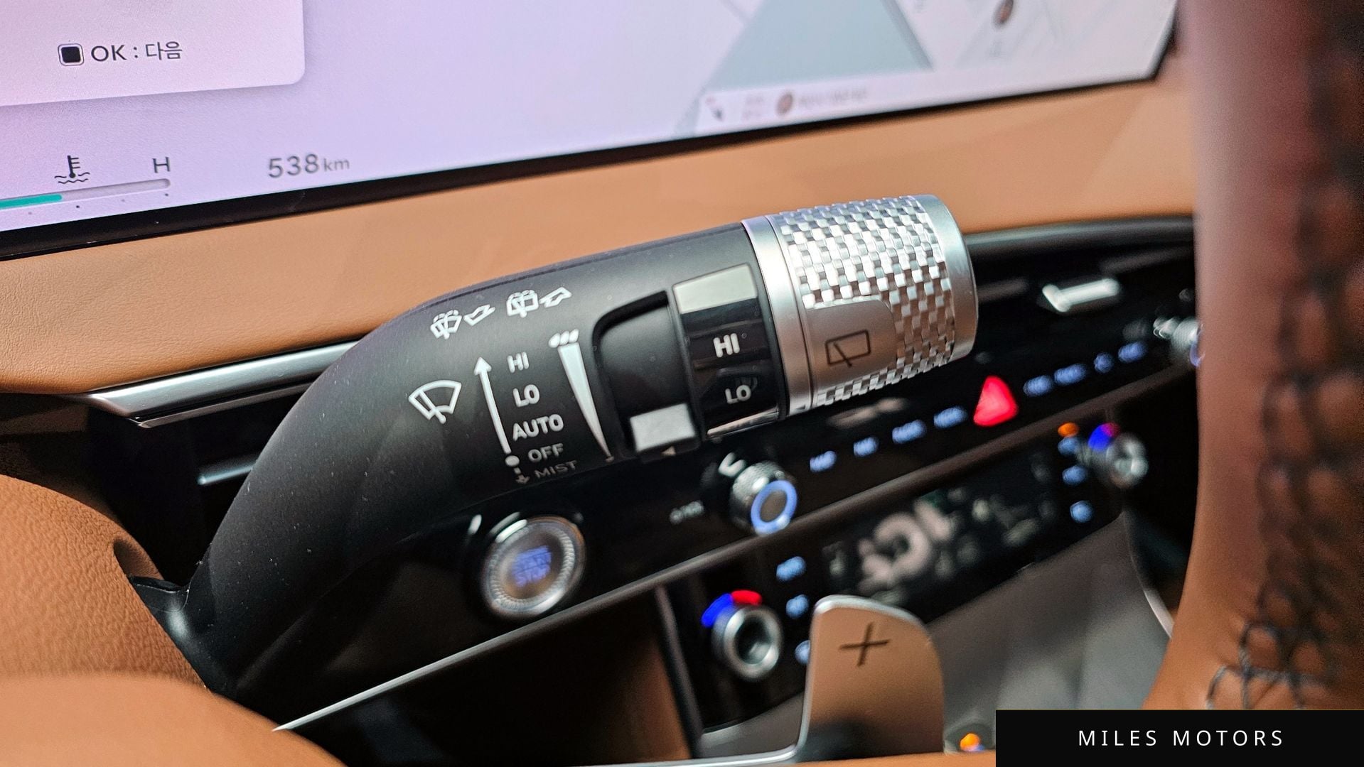 Genesis GV70 2025 — миниатюра 17