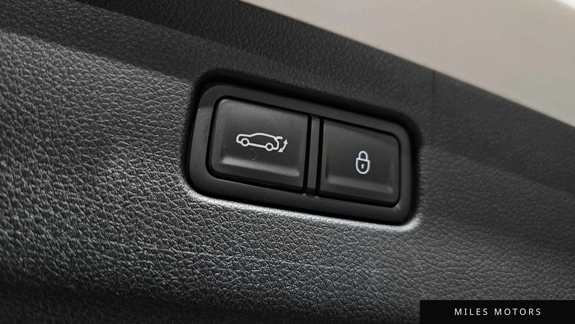 Genesis GV70 2025 — миниатюра 19