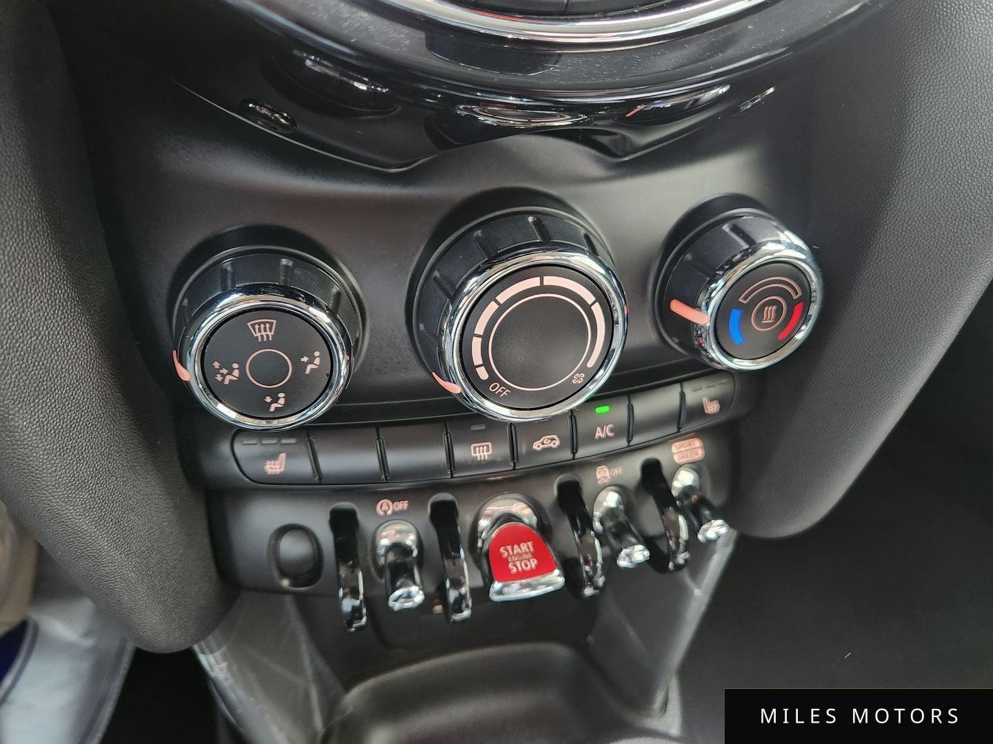 MINI 쿠퍼 2019 — миниатюра 10