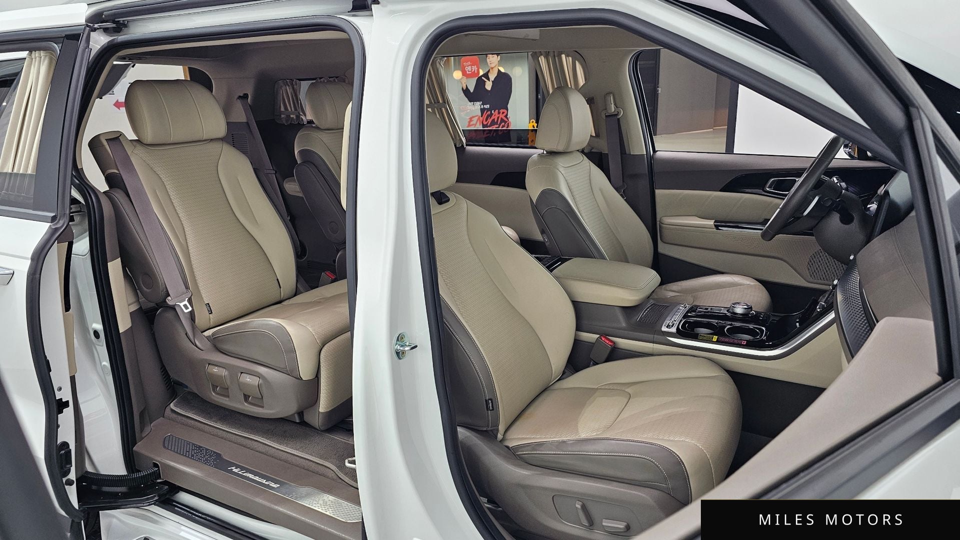 Kia Carnival 2023 — миниатюра 10