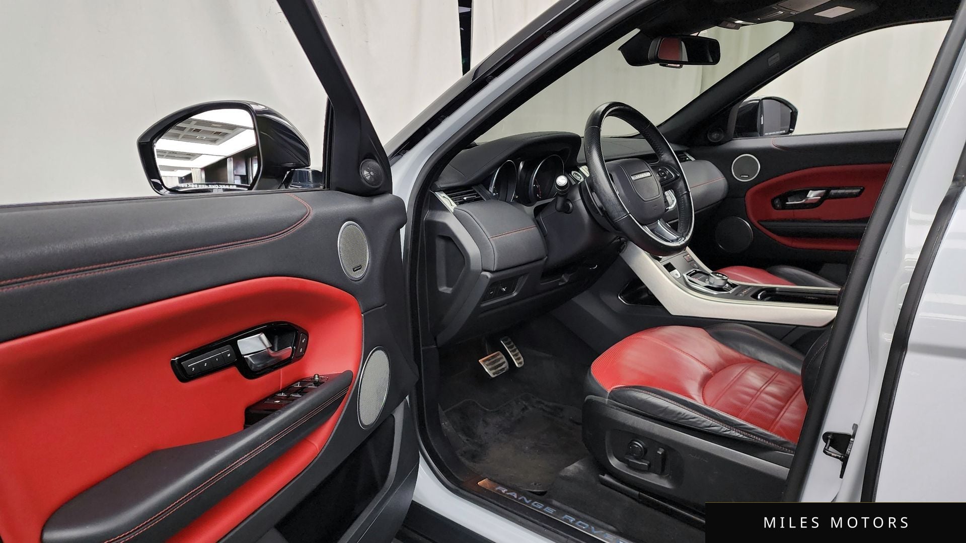 Land Rover Range Rover Evoque 2016 — миниатюра 10