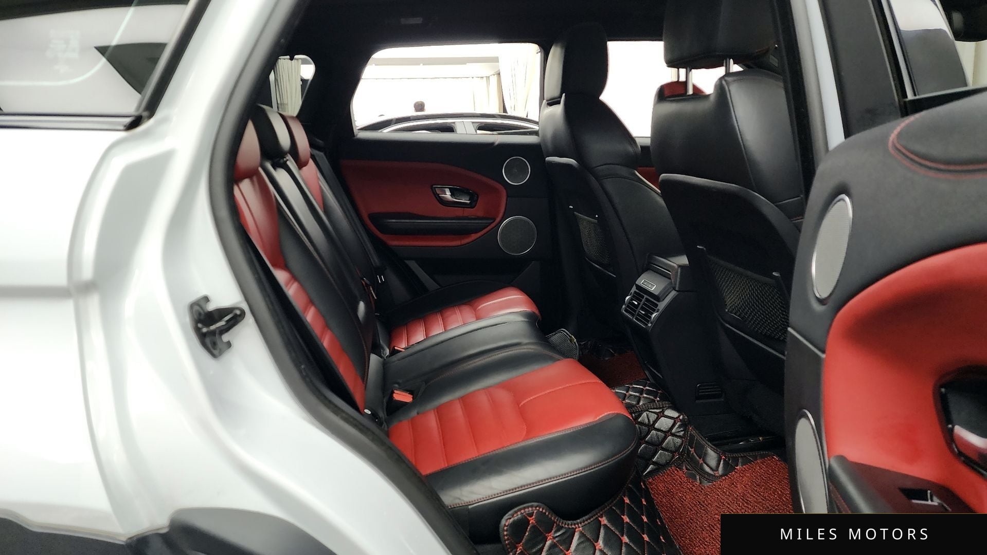 Land Rover Range Rover Evoque 2016 — миниатюра 12