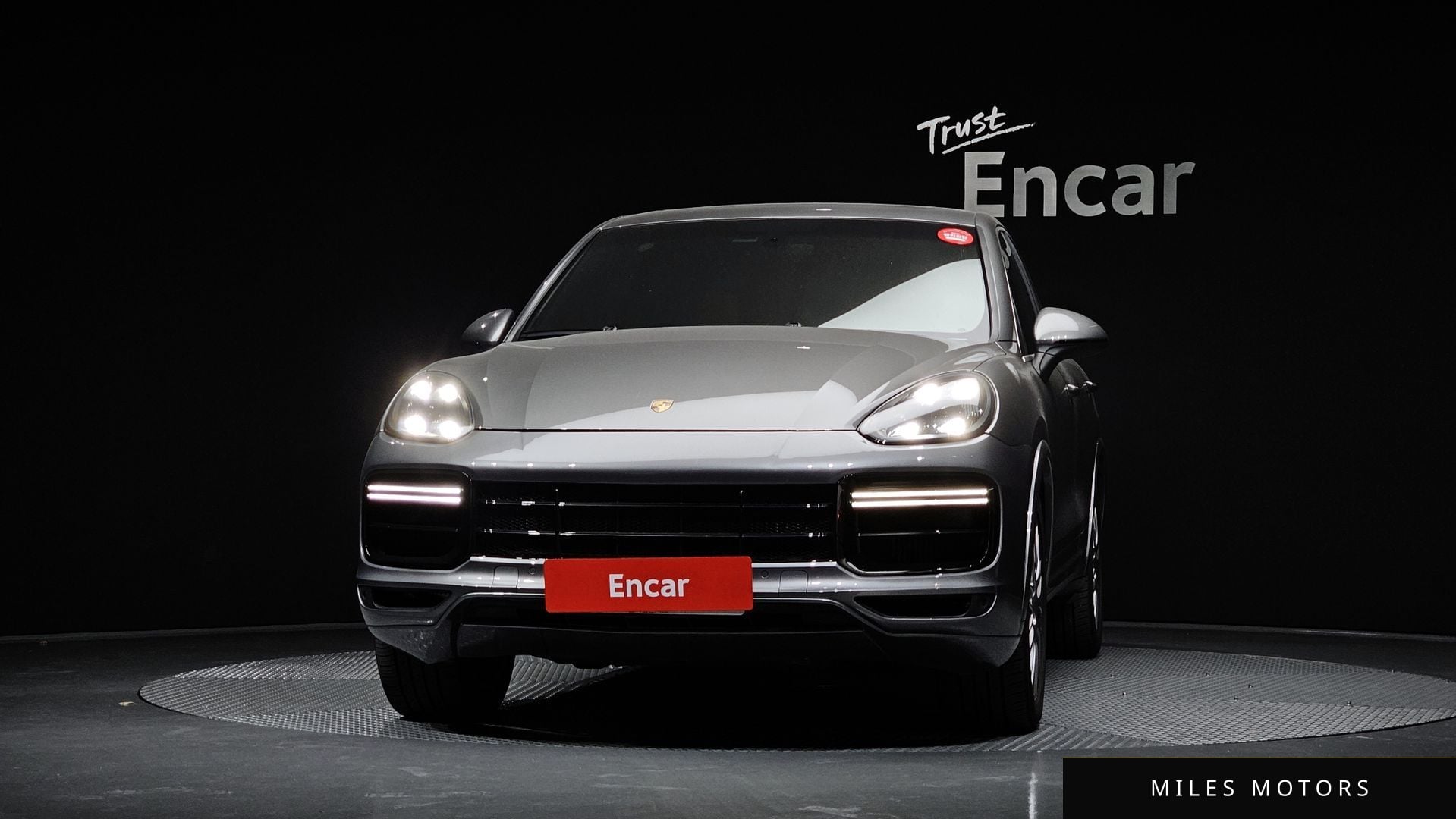 Porsche Cayenne 2016 — миниатюра 3