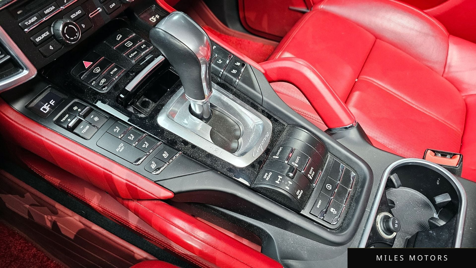 Porsche Cayenne 2016 — миниатюра 9