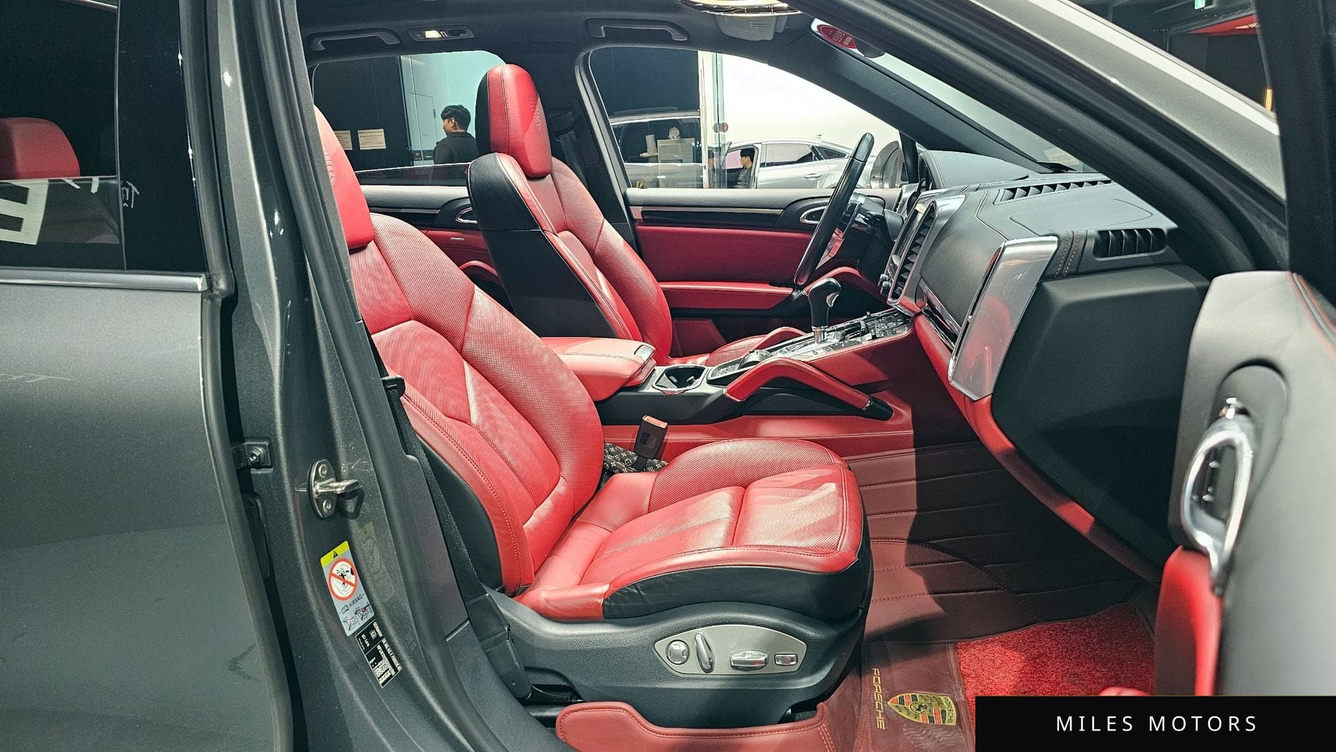 Porsche Cayenne 2016 — миниатюра 10