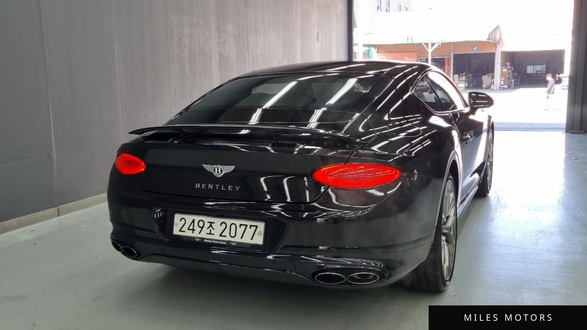 Bentley Continental GT 2024 — миниатюра 3
