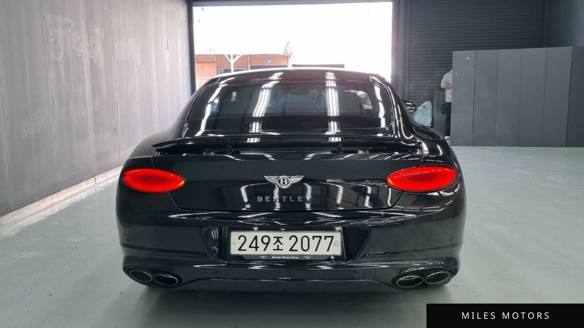 Bentley Continental GT 2024 — миниатюра 4