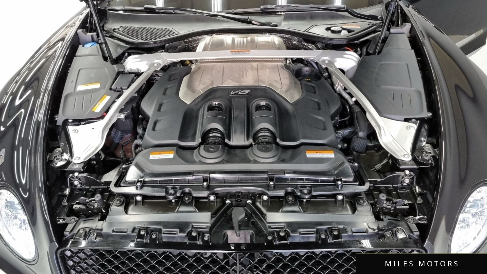 Bentley Continental GT 2024 — миниатюра 6