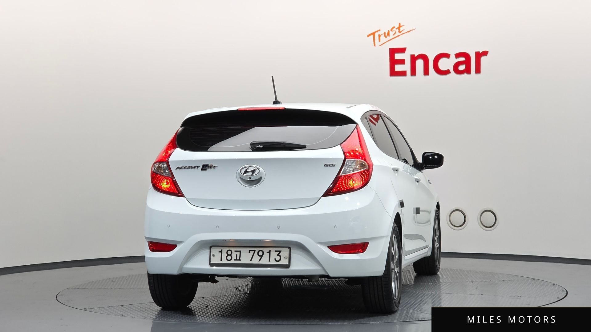 Hyundai Accent 2015 — миниатюра 4